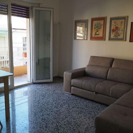 Casa Chiara Apartment San Benedetto del Tronto Luaran gambar