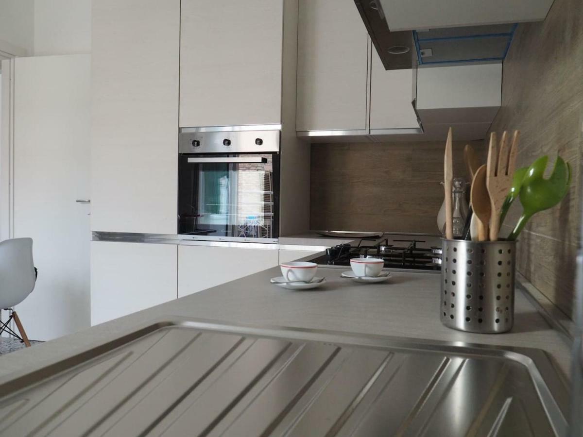 Casa Chiara Apartment San Benedetto del Tronto Luaran gambar