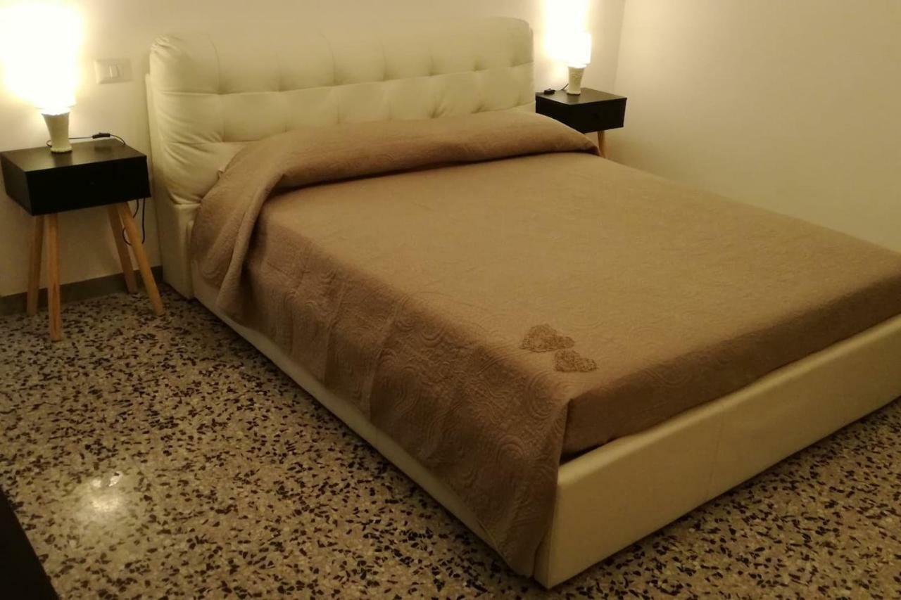 Casa Chiara Apartment San Benedetto del Tronto Luaran gambar